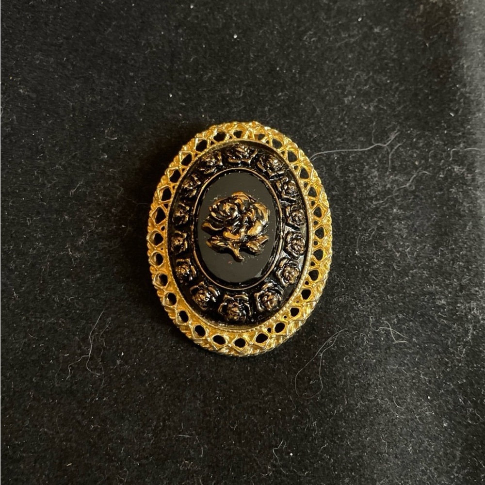 Vintage Black and Gold Glass Cameo Pin or Pendant